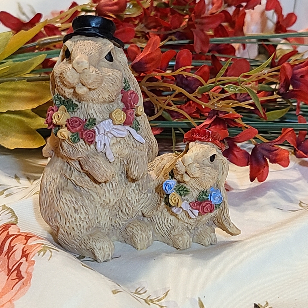 Double bunnies knick knack super cute new